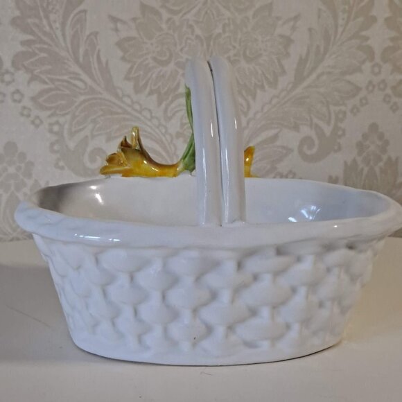 Studio Nova "Spring Garden" Round Handle Ceramic Basket with Daffodils - Picture 3 of 10